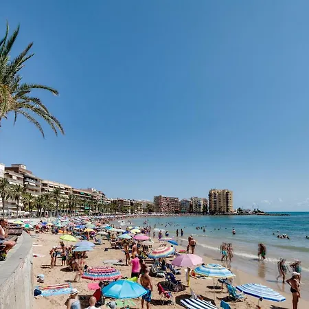 Apartament Caballero De Rodas Torrevieja Exterior foto