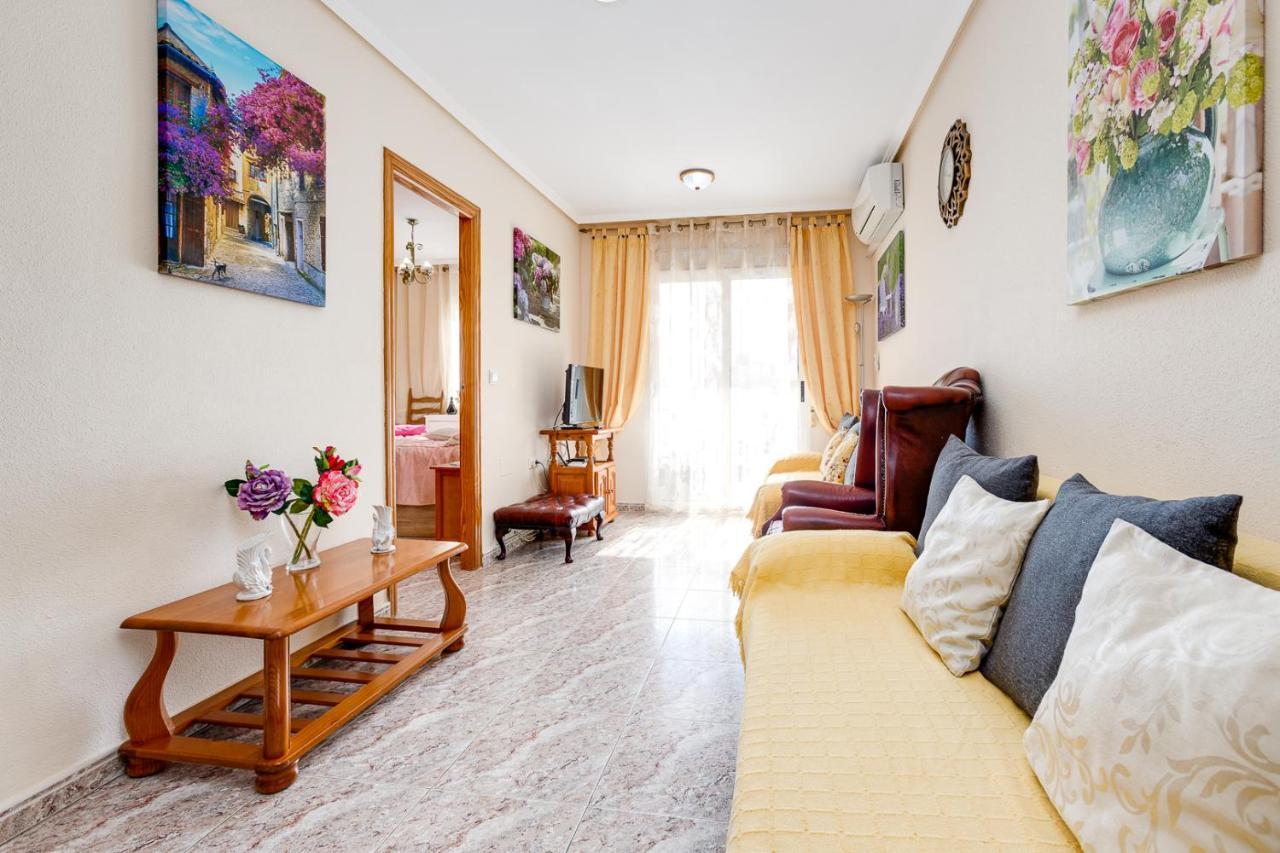 Apartament Caballero De Rodas *